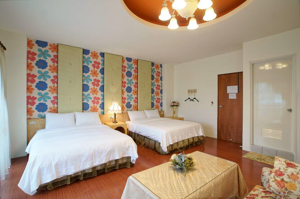 Rose Rider Guesthouse Taitung Екстериор снимка