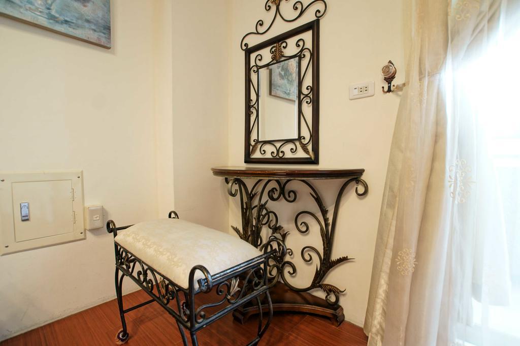 Rose Rider Guesthouse Taitung Екстериор снимка